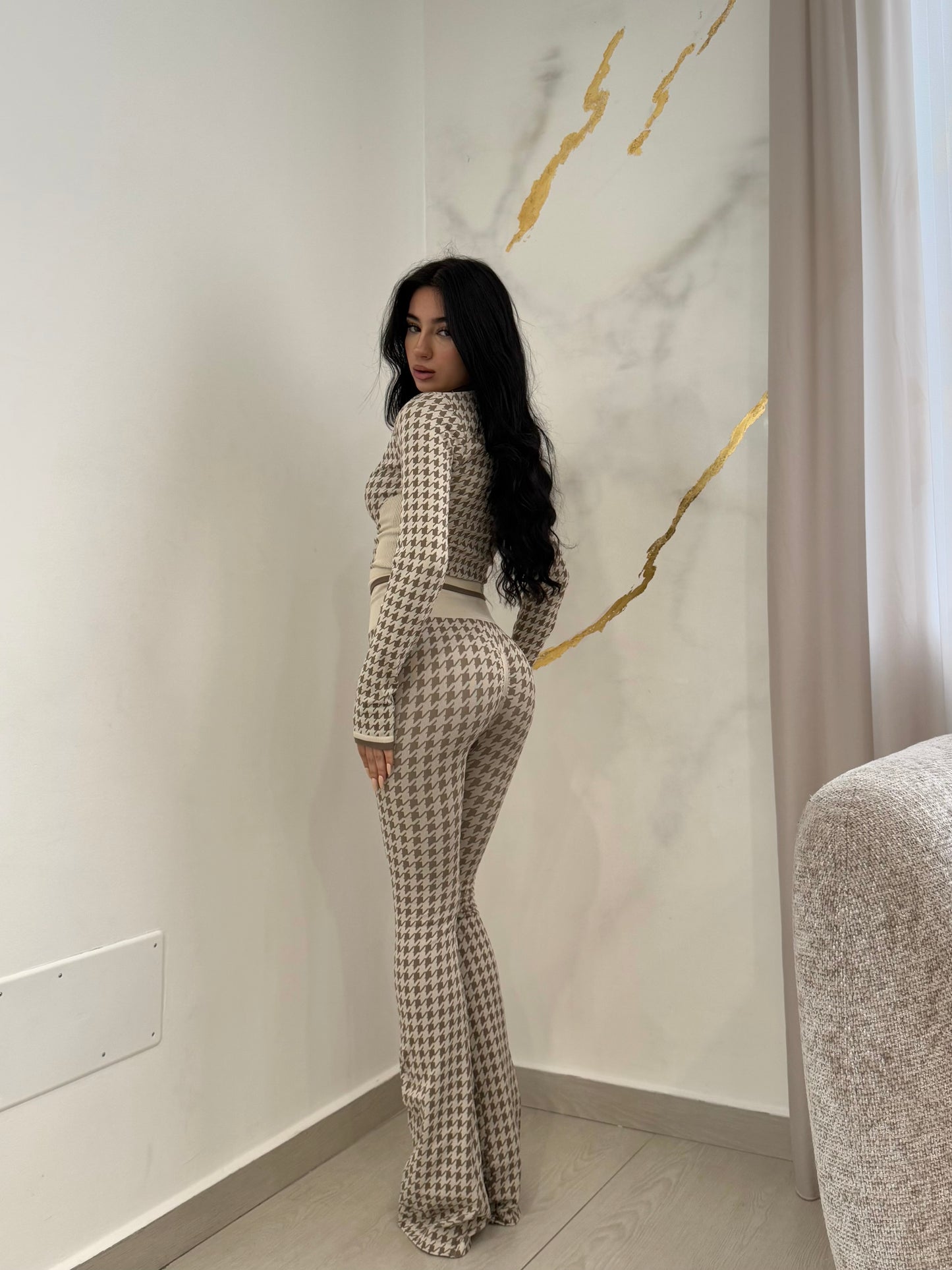 SET NELLY