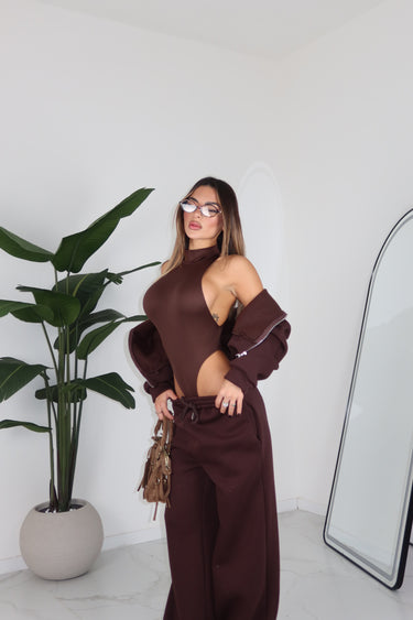 COORD SET ICONIC MARRONE