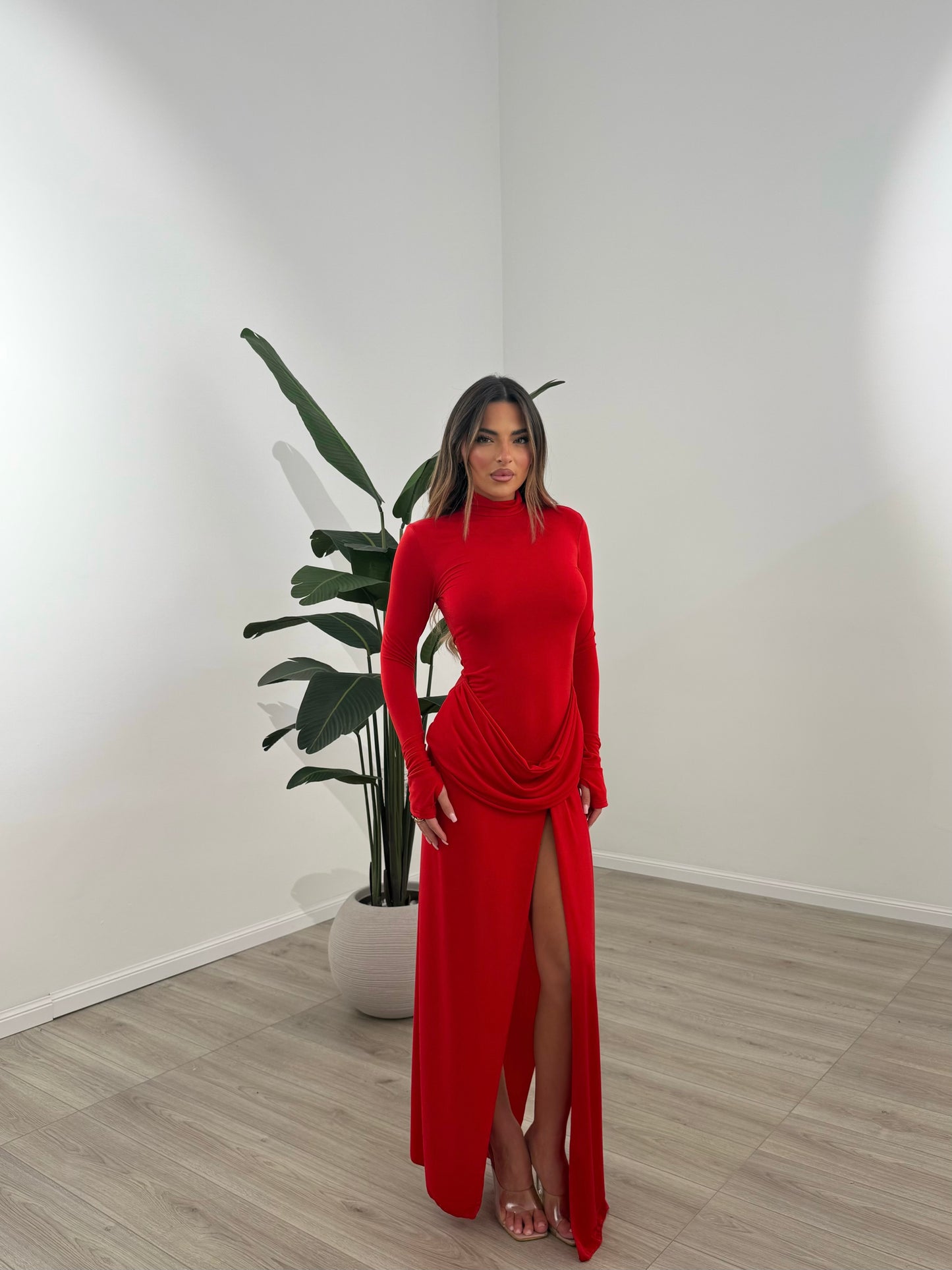 ABITO CASSANDRA ROSSO