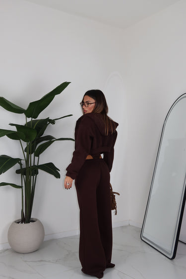 COORD SET ICONIC MARRONE