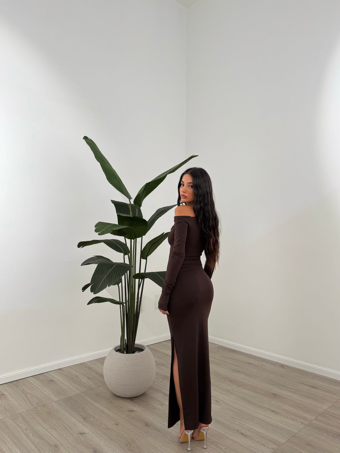 ABITO KENDAL MARRONE