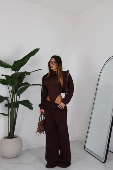 COORD SET ICONIC MARRONE