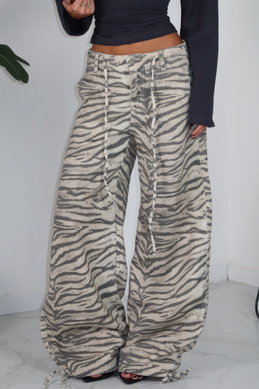 JEANS PRINT