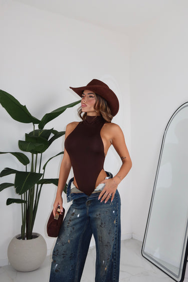 BODY SNOOPY MARRONE